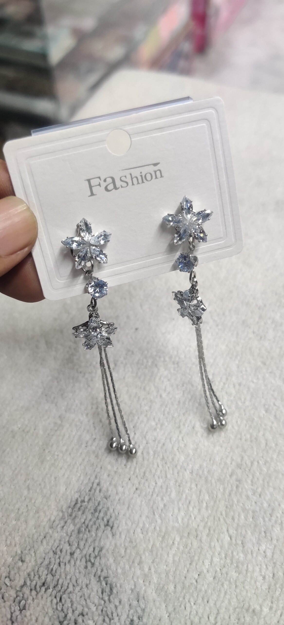Pearl Heart Bow Drop Earrings - Image 4